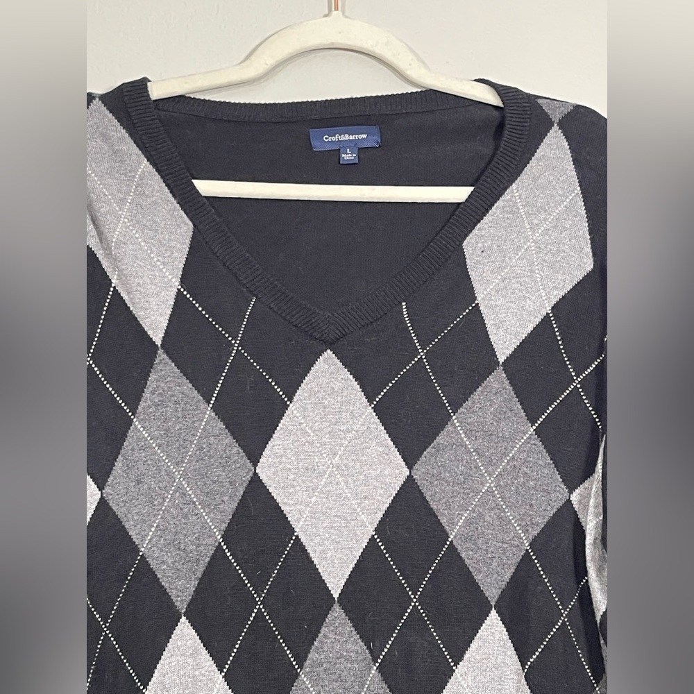 Croft & Barrow Shirt Sweeter Pullover Black and Gray Argyle V-Neck Sweater Men L - Picture 2 of 3